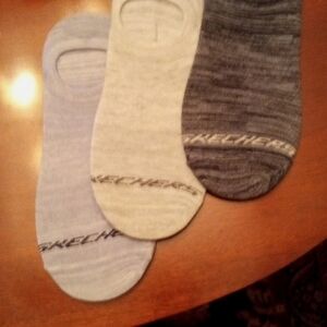 Skechers ankle socks sz 10-13